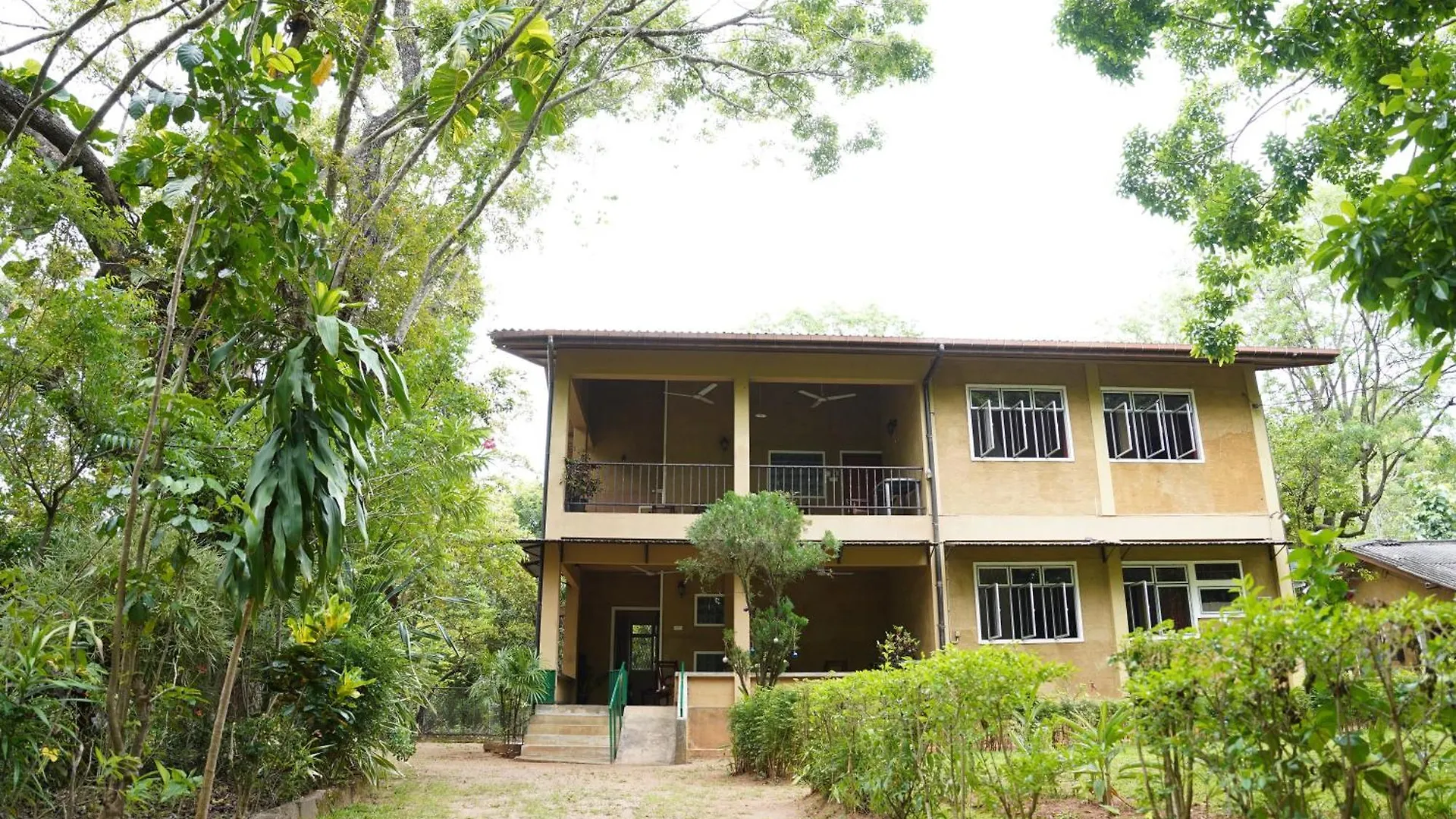 Guest house Upies Folly Lakeside Bungalow Hotel Habarana